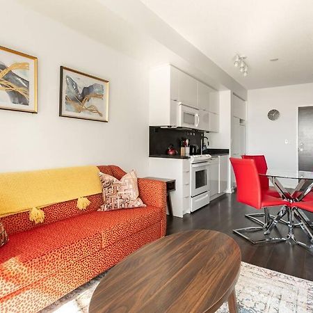 Luxury Downtown Lakeview & City View Condo Toronto Eksteriør bilde