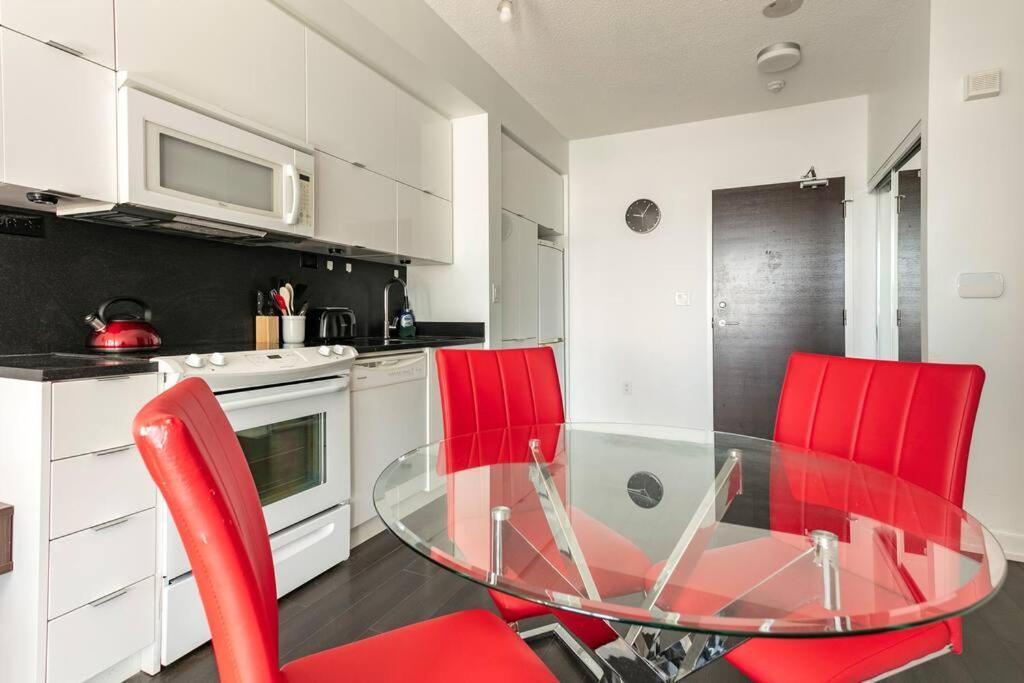 Luxury Downtown Lakeview & City View Condo Toronto Eksteriør bilde